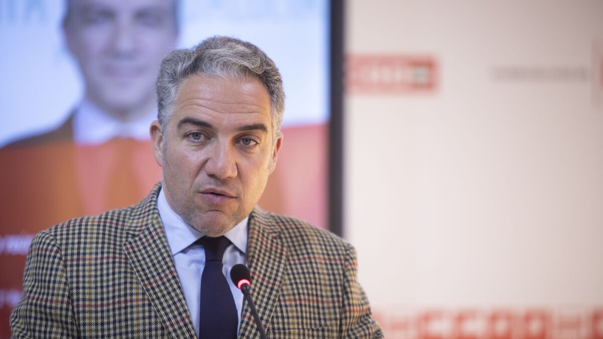 Bendodo insta a los gobiernos locales, regionales y centrales a unirse para apoyar la Expo2027 en Málaga