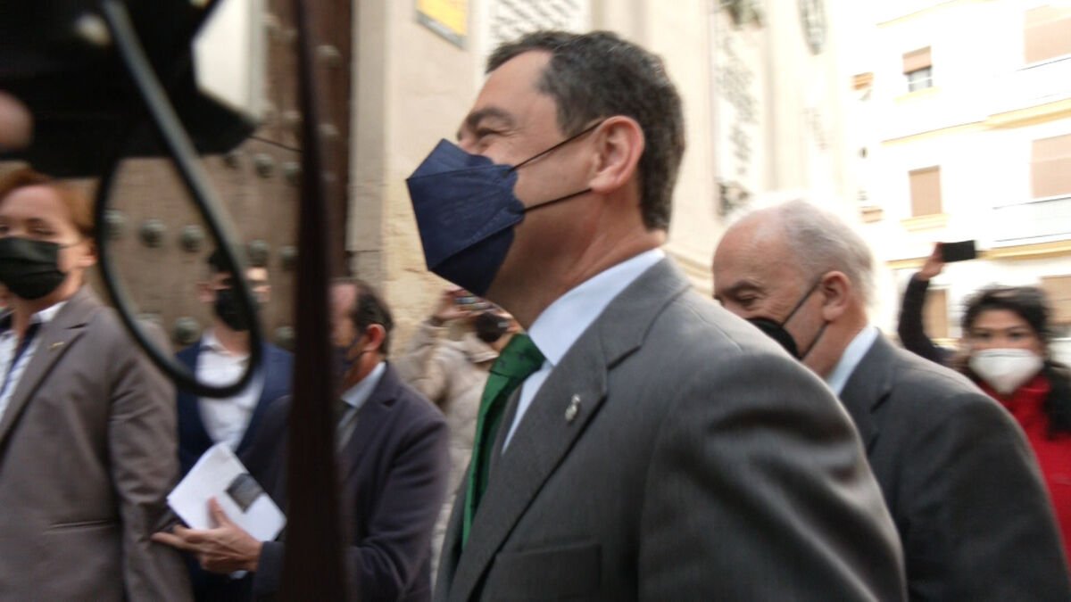 El PP Andalucía presiona a Casado mientras pelea con Díaz Ayuso