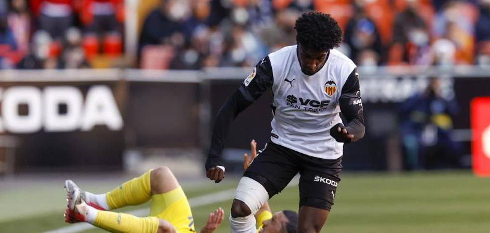 Valencia CF: Vacaciones de futbolistas |  Las idílicas vacaciones de Thierry Correia