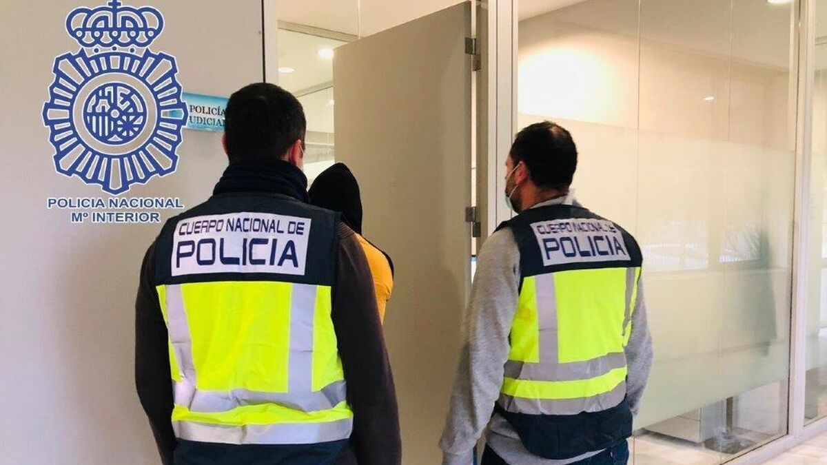 Fue detenido por obligar a su pareja a tener relaciones sexuales bajo amenazas y coacción