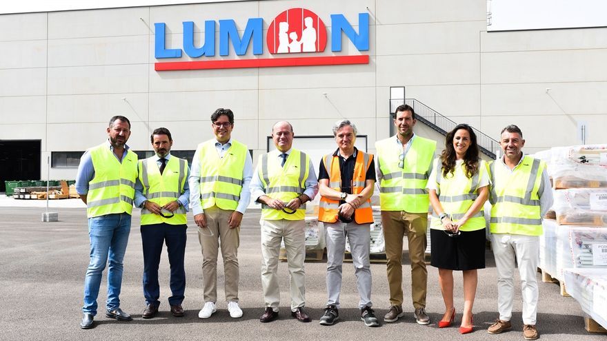 Lumon inicia la producción en su nueva fábrica de Antequera, con una capacidad de fabricación de 6.000 hojas de vidrio a la semana