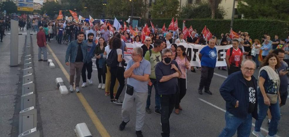 Manifestaciones del 9 de octubre en Valencia: eventos |  Tres manifestaciones recorrieron el centro de Valencia el 9 de octubre sin incidentes graves