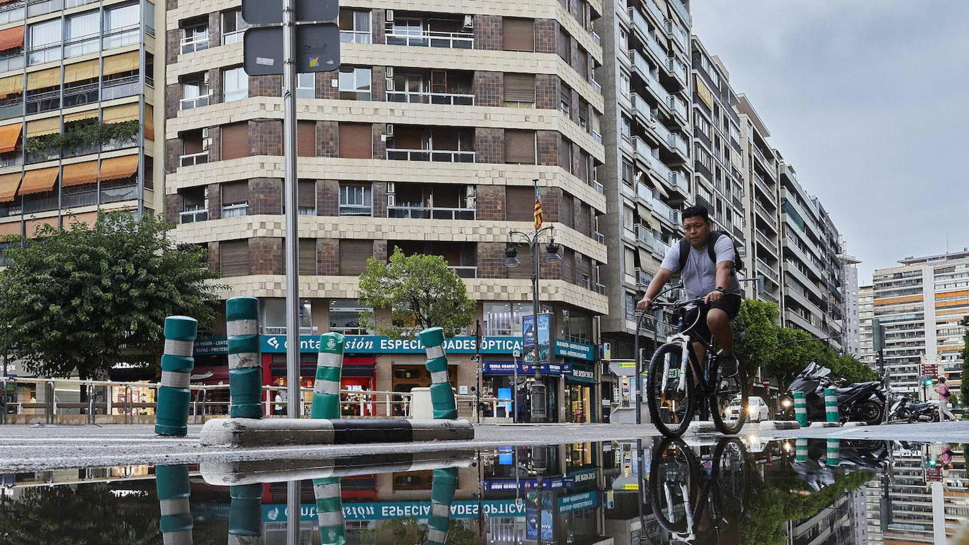 El tiempo hoy y mañana en Valencia, Alicante y Castellón: tormentas y DANA | La Aemet prevé chubascos y tormentas por la tarde durante toda la semana en la Comunidad Valenciana