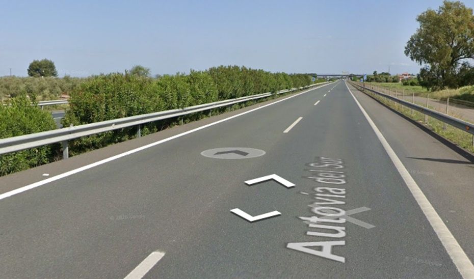 Muere un motociclista de 49 años en un accidente en Écija