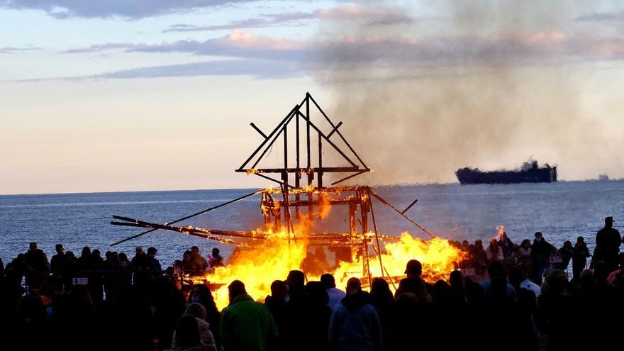 Carnaval de Málaga I Entierro del Boquerón y pacificación del tráfico el domingo 19 de febrero