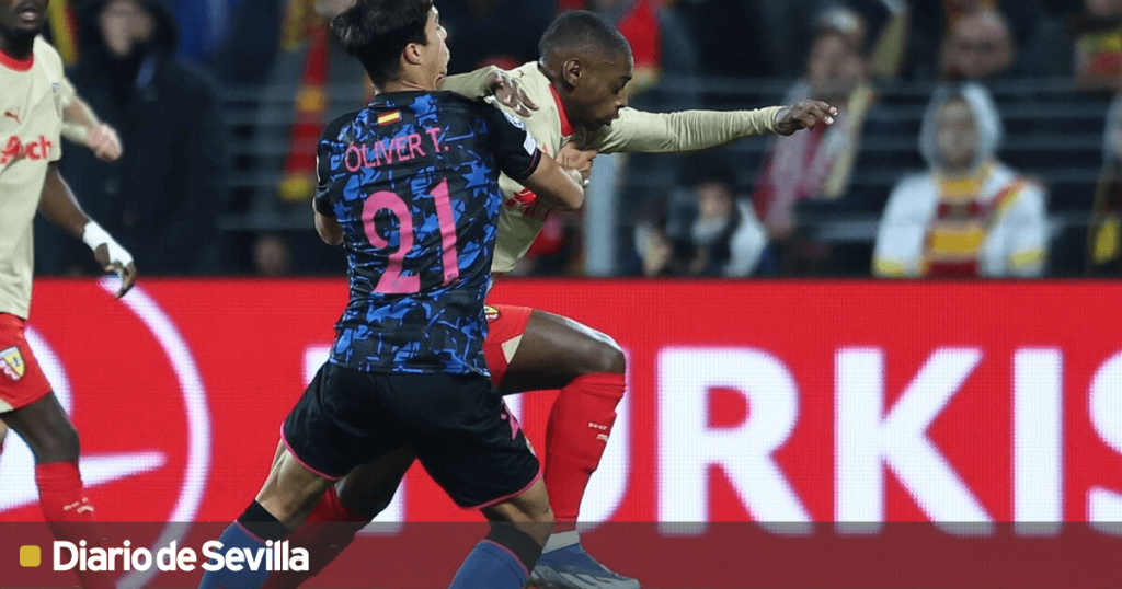 Cómo jugaron los jugadores del Sevilla contra el Lens