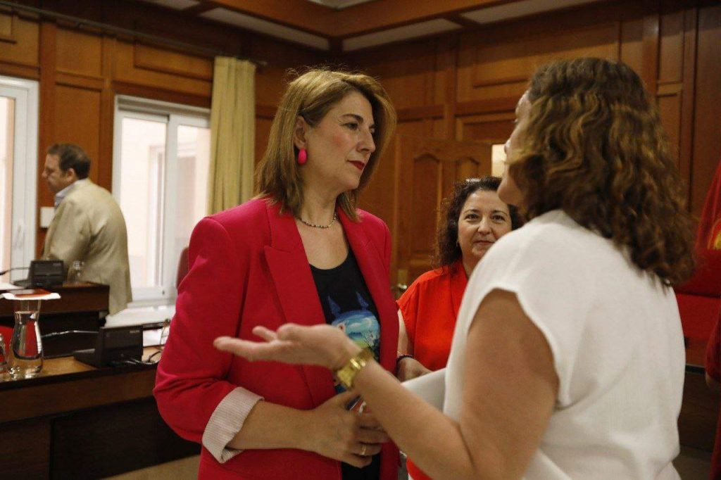 Córdoba reducirá un 2% el ICIO, el IAE y el impuesto de vehículos en Córdoba para 2025