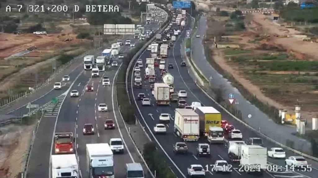 DGT Tráfico hoy en Valencia en tiempo real | La A-7 y la Pista de Ademuz, con más de 14 kilómetros de atascos este martes