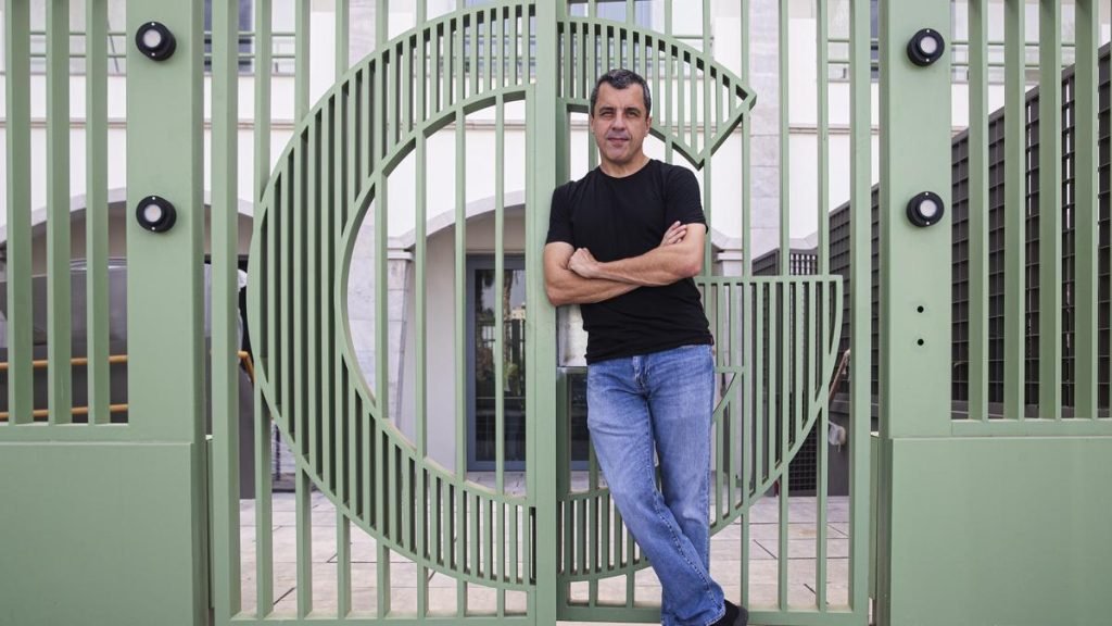 EMPRESAS MÁLAGA | El malagueño Bernardo Quintero publica su primer libro, una crónica de su largo viaje desde Spectrum hasta Google.