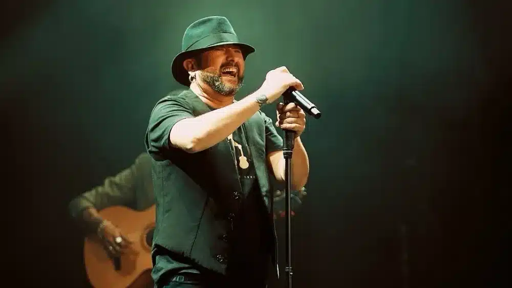 El Barrio cancela un concierto en Sevilla por una faringoamigdalitis