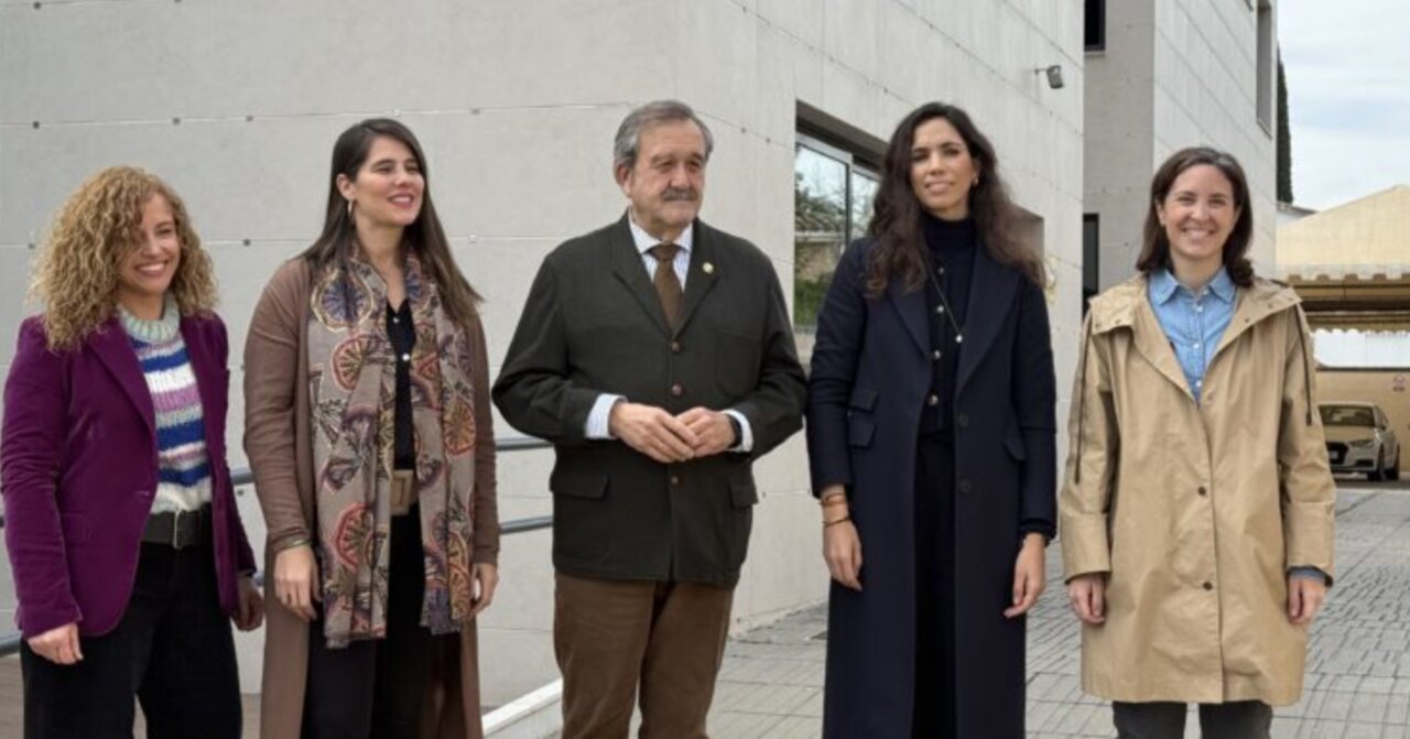 El PP de Córdoba expresa su solidaridad con los veterinarios ante las nuevas normativas que afectan a su labor profesional y a la sanidad animal.