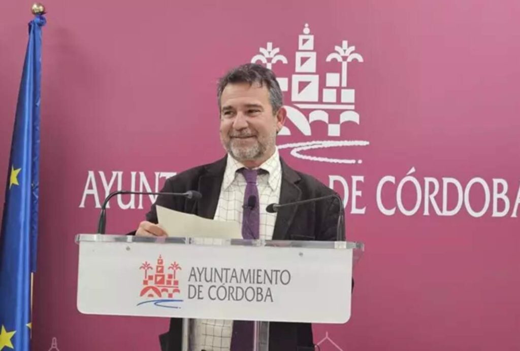 El PSOE de Córdoba pide un acceso peatonal y un carril bici en Medina Azahara
