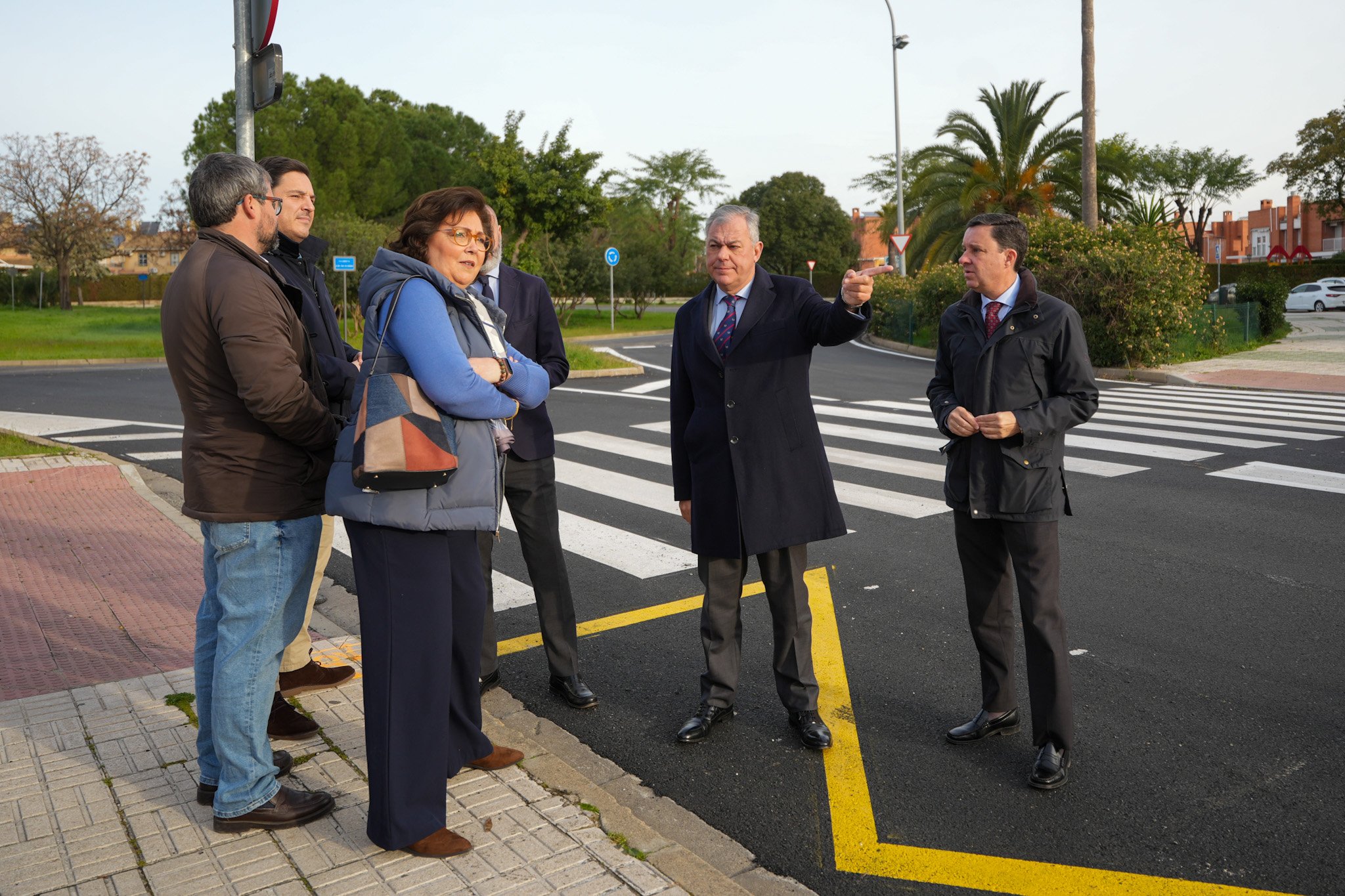 El alcalde supervisa los resultados del trabajo de Luis Fuentes Bejarano y recuerda el ambicioso plan de mejora de Sevilla Este - Actualidad