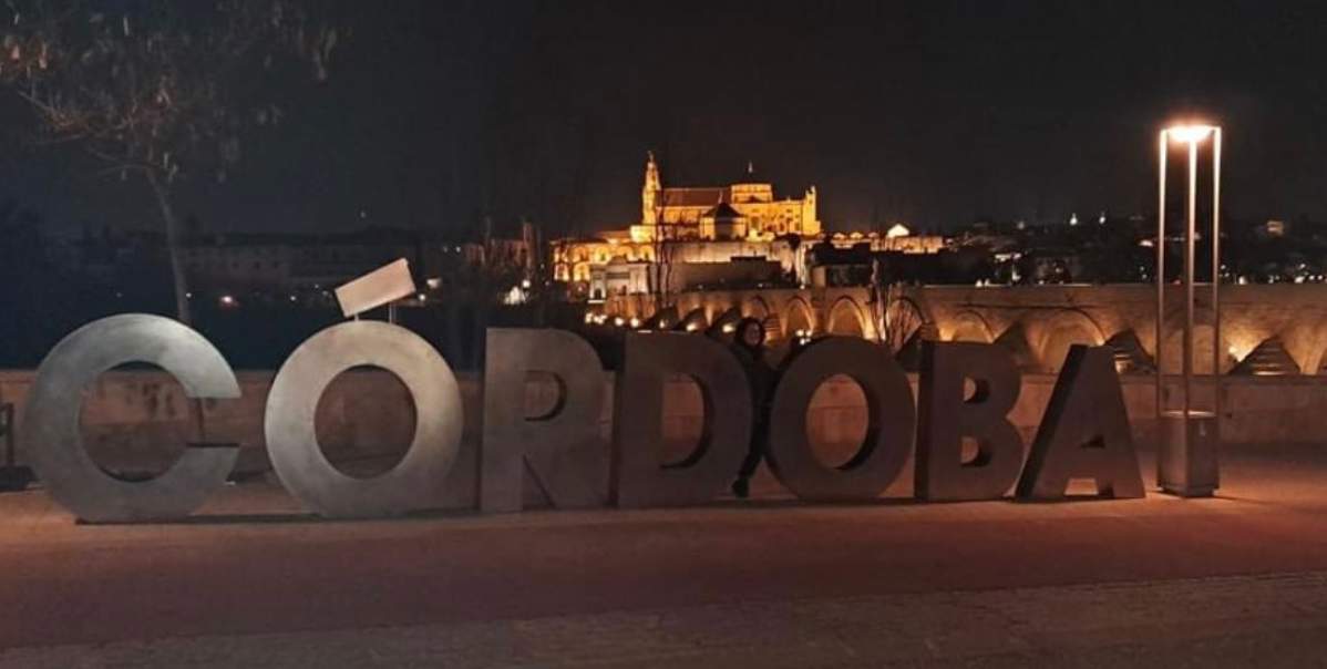 El "photocall" con el nombre de Córdoba en Calahorra es criticado por "chapuza".
