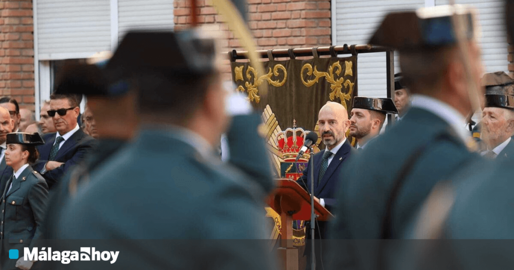 Emotivo homenaje a la Guardia Civil de Málaga en su 180 aniversario: 'Modernidad y eficacia'.