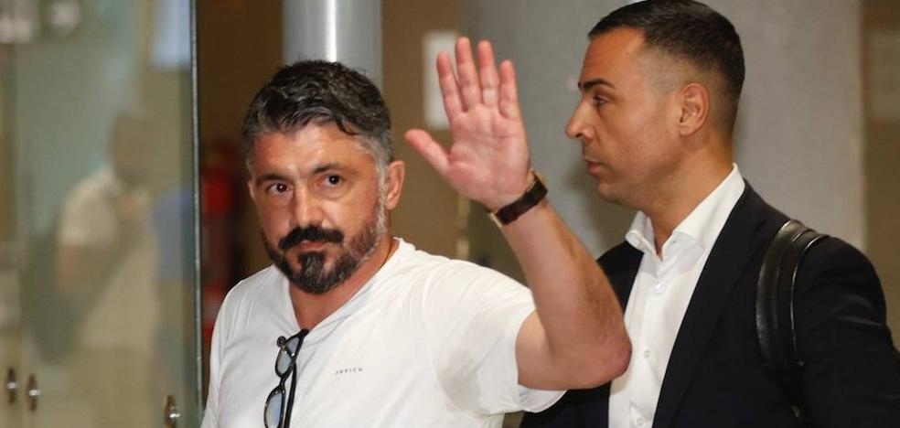 Gatusso en Valencia  Gattuso: "Estoy muy orgulloso de firmar con un equipo centenario"