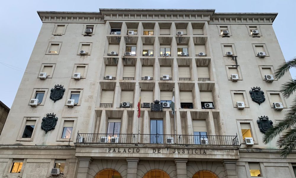 Hasta 15 años de prisión para tres jóvenes por violación en grupo de menores en Écija