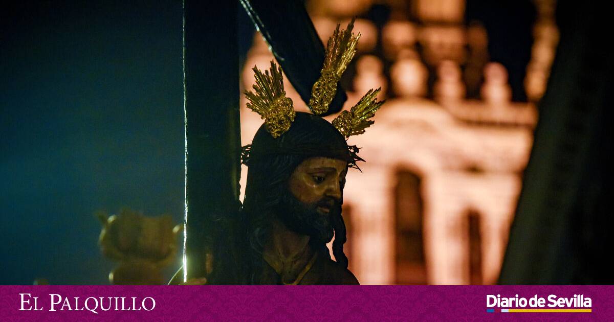 Imágenes de la Hermandad de la Corona en la Semana Santa de Sevilla 2024