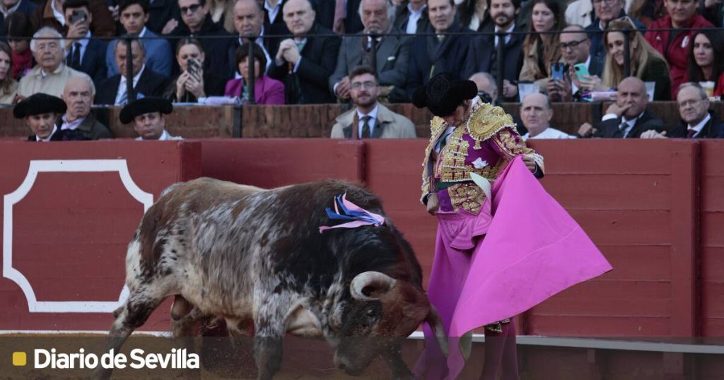 Imágenes de la corrida del Domingo de Resurrección en Sevilla