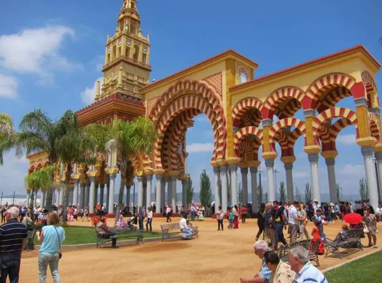 Los hoteles de Córdoba afrontan el puente de mayo con una ocupación del 75%.