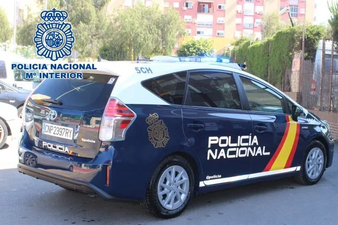 Muere apuñalado un joven de 21 años en una calle de Sevilla