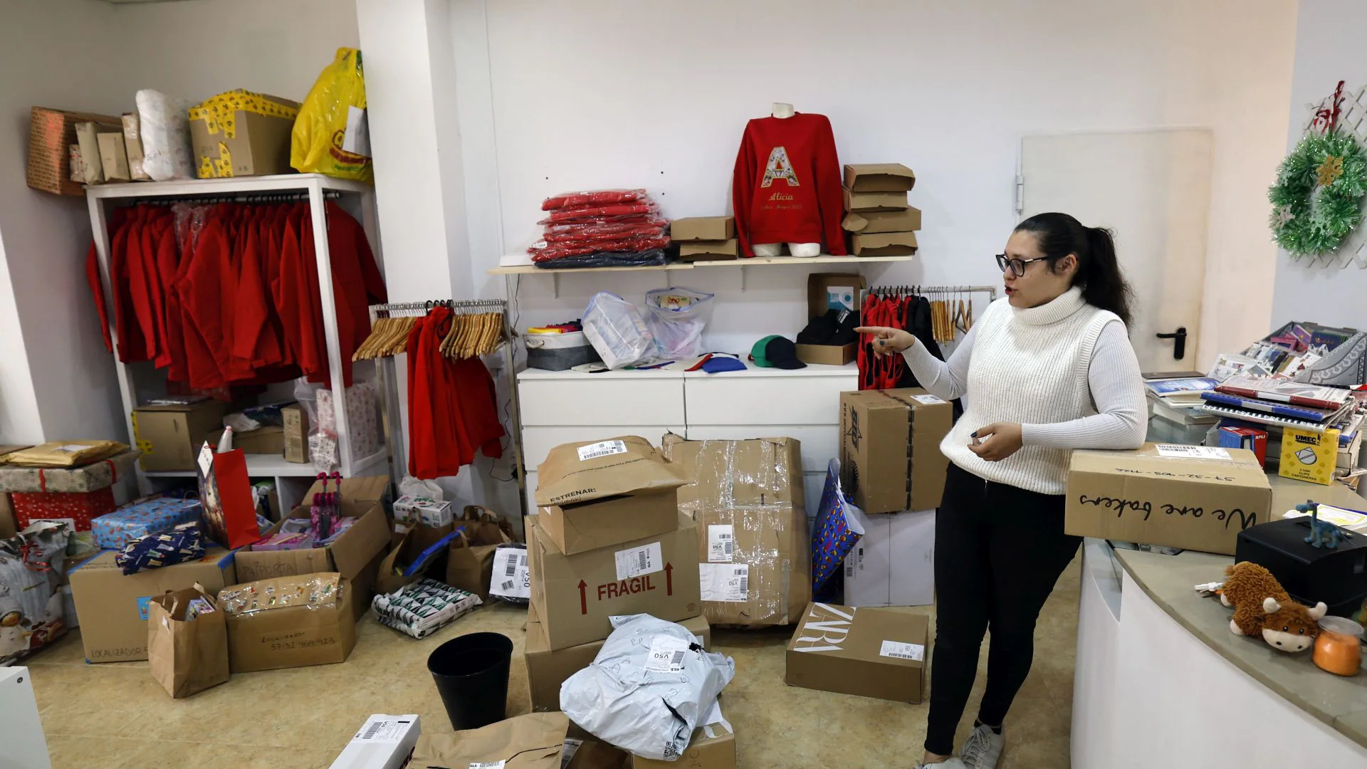 Navidad en Valencia: los regalos llegan a tiempo a la Zona Cero
