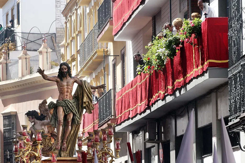 Procesiones del Domingo de Resurrección en Sevilla Semana Santa 2024: horarios y recorridos