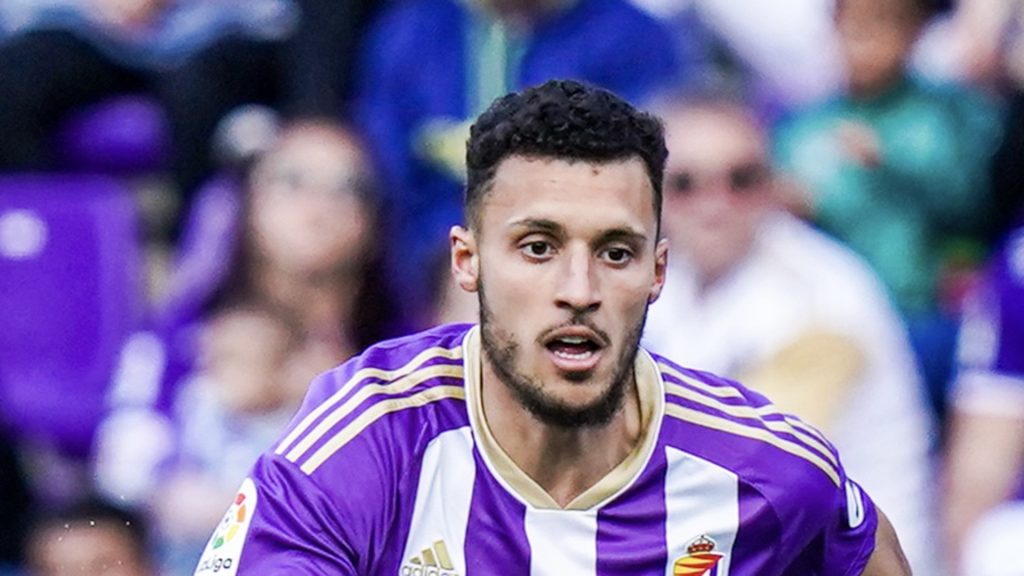 Últimas noticias sobre el fichaje de Amallah por el Valencia CF: oficialidad y precio: Selim Amallah ya está en Valencia para cerrar su fichaje