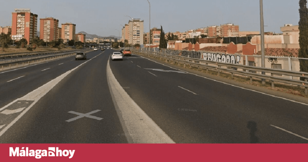 Un hombre murió tras ser atropellado en la MA-20 a su paso por la ciudad de Málaga.