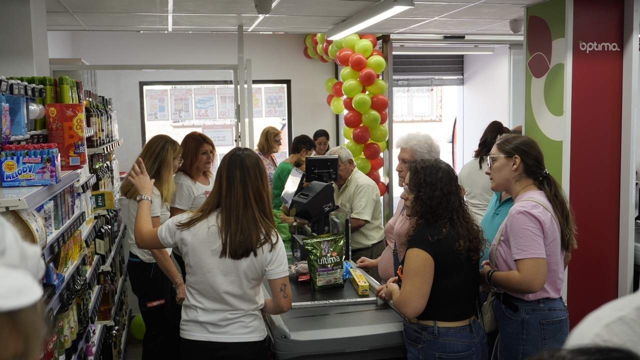Villafranca de Córdoba con la primera tienda Óptima abierta 365 días al año
