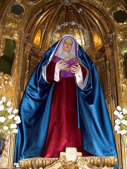 ¡Prepárate para quedarte boquiabierto con la majestuosidad de la Iglesia de Los Descalzos en Écija!